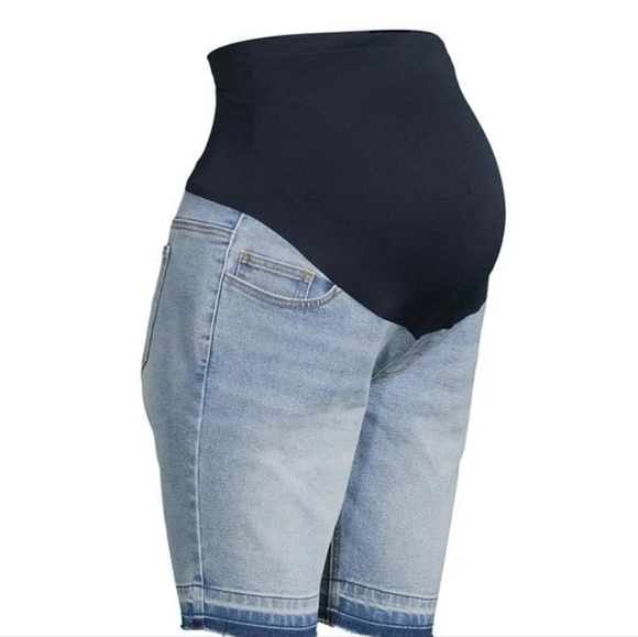 Time And Tru Women's Maternity Bermuda Shorts Light New size Small - Picture 2 of 7